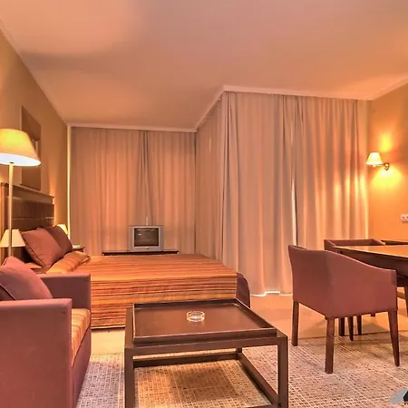 Royal סאני ביץ'