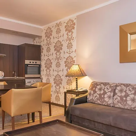Royal Apartman *