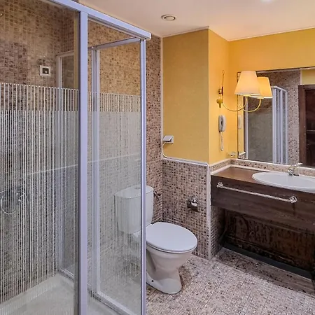 Royal Beach Apartments *