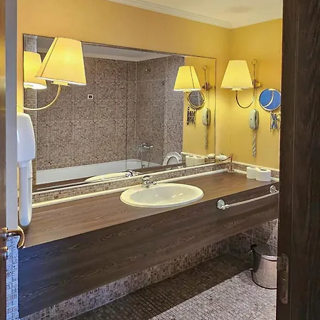 Royal Apartman *