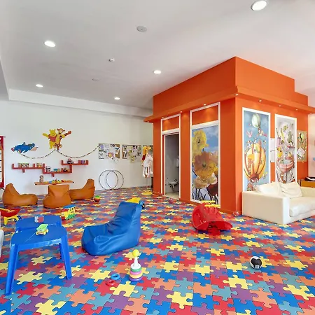 Royal Beach Apartments * Sunny Beach