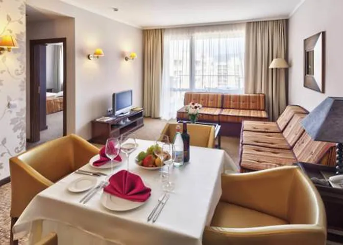 Royal Beach Apartments Apartment