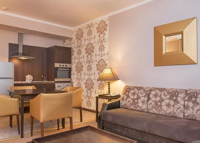 Royal アパート *