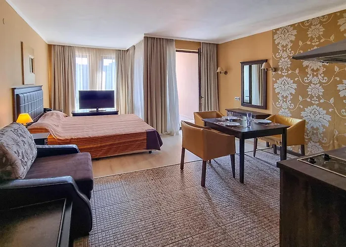 Royal * サニービーチ